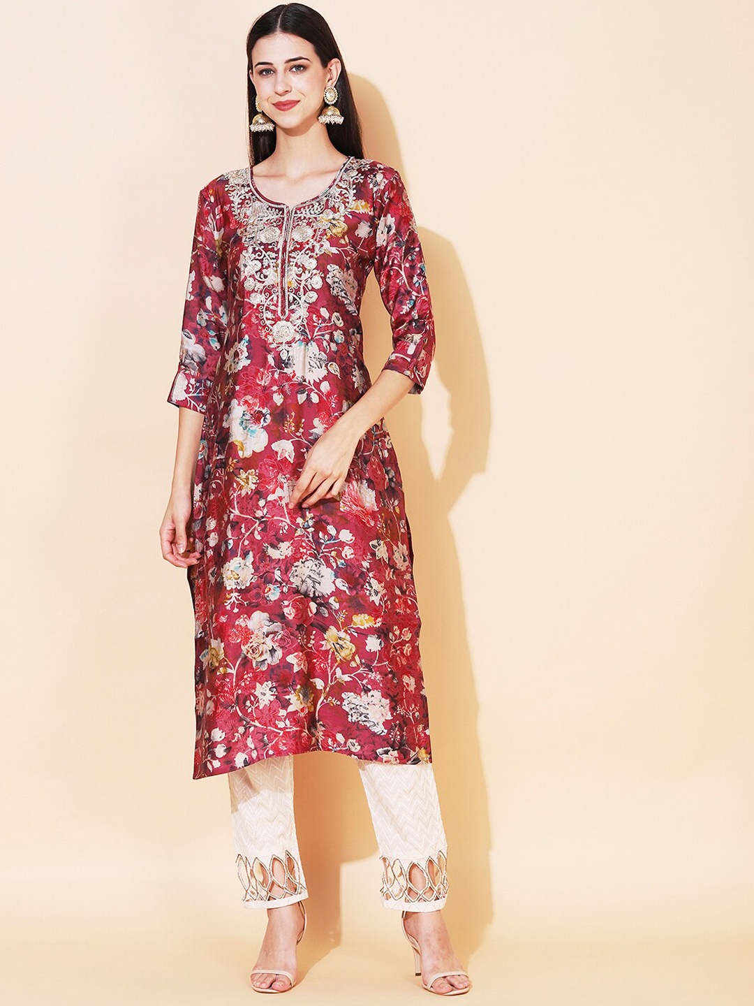 

FASHOR Women Magenta Floral Printed Thread Work Straight Fit Silk Kurta