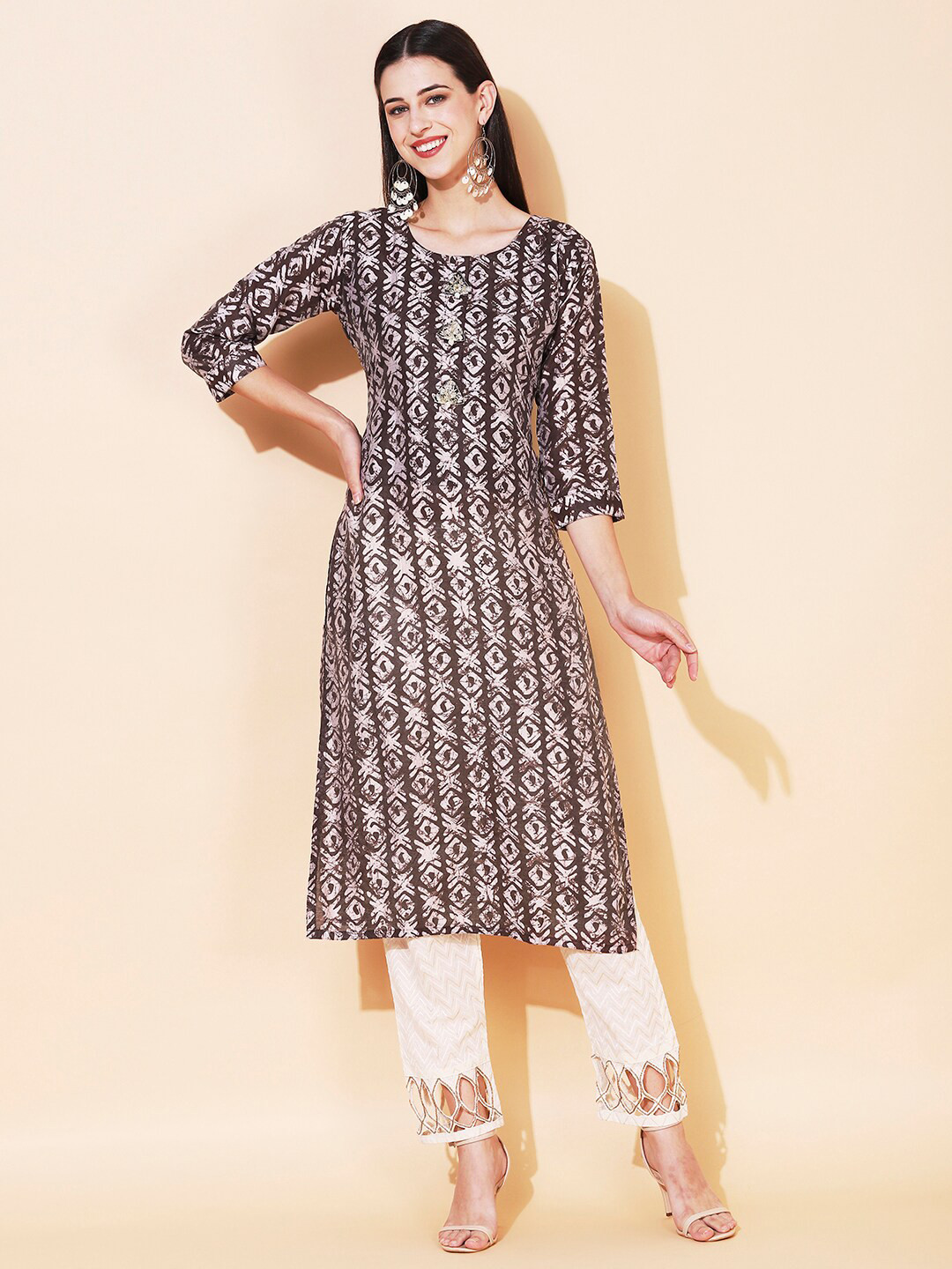 

FASHOR Women Brown Abstract Printed Straight Fit Chanderi Silk Kurta