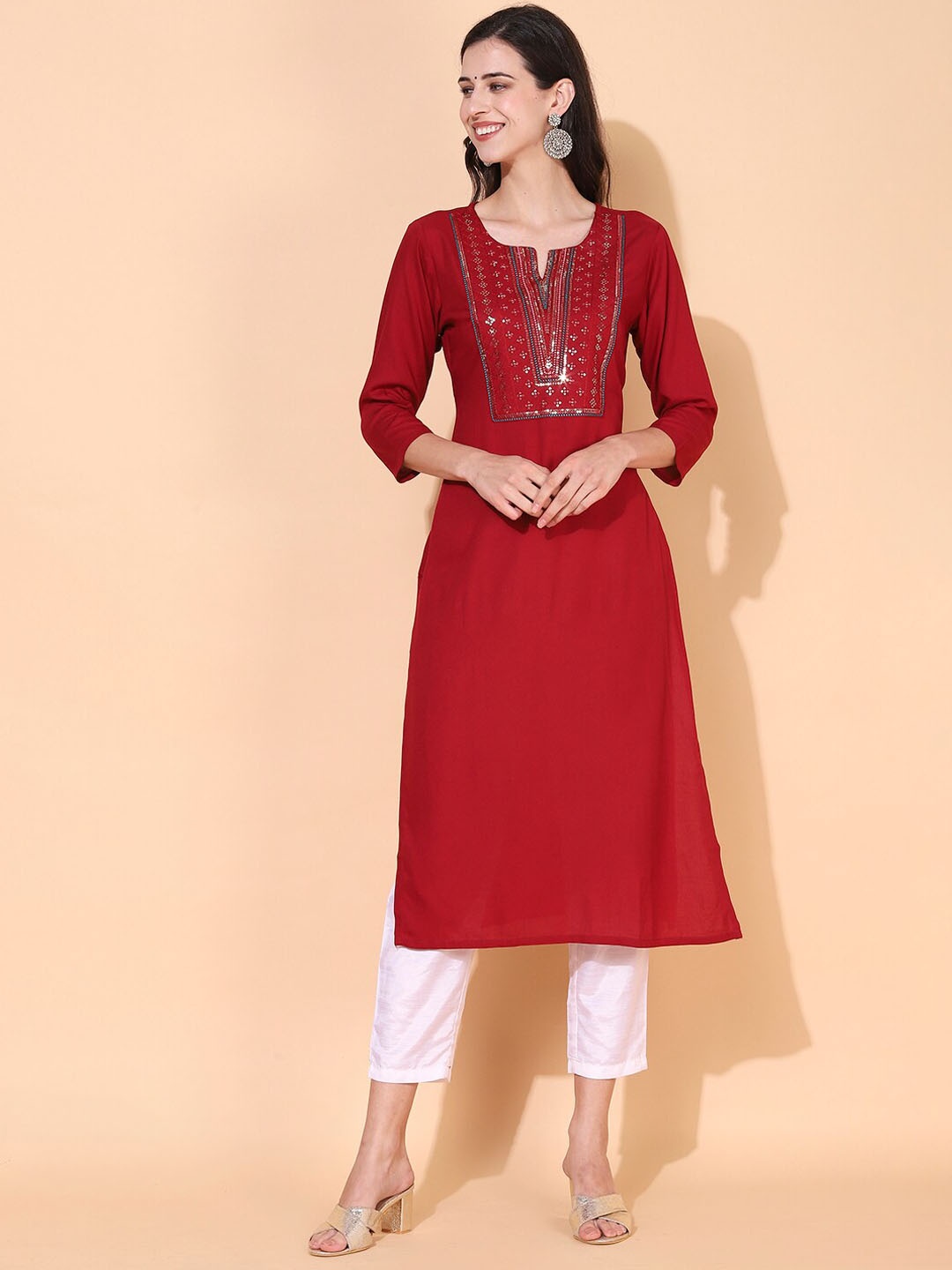 

FASHOR Women Maroon Solid Yoke Design Straight Fit Kurta