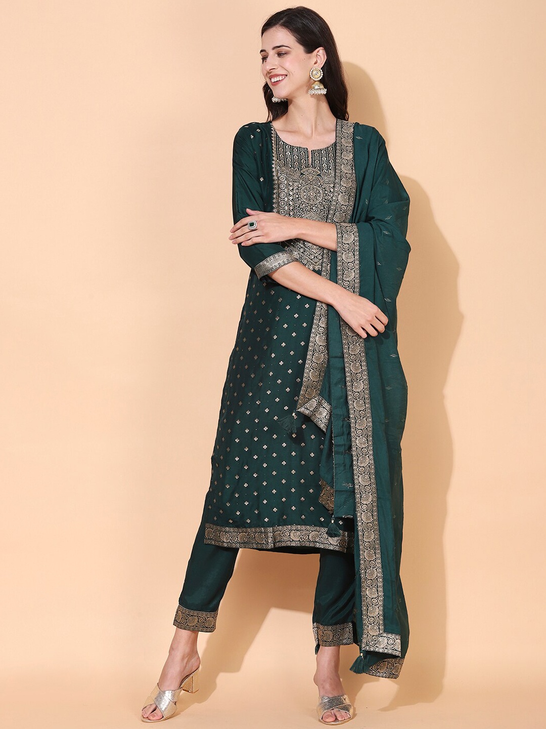 

FASHOR Women Green & Gold Embroidered Straight Kurta with Trousers & With Dupatta
