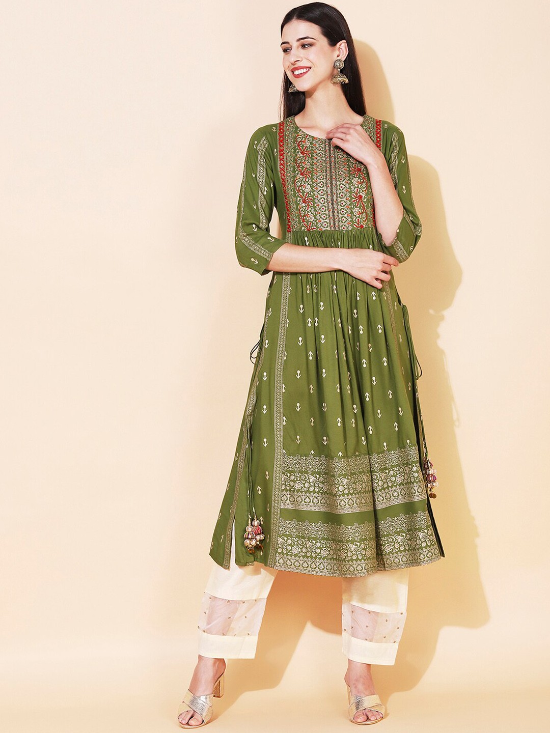 

FASHOR Women Green Ethnic Motifs Printed A-Line High Slit Kurta