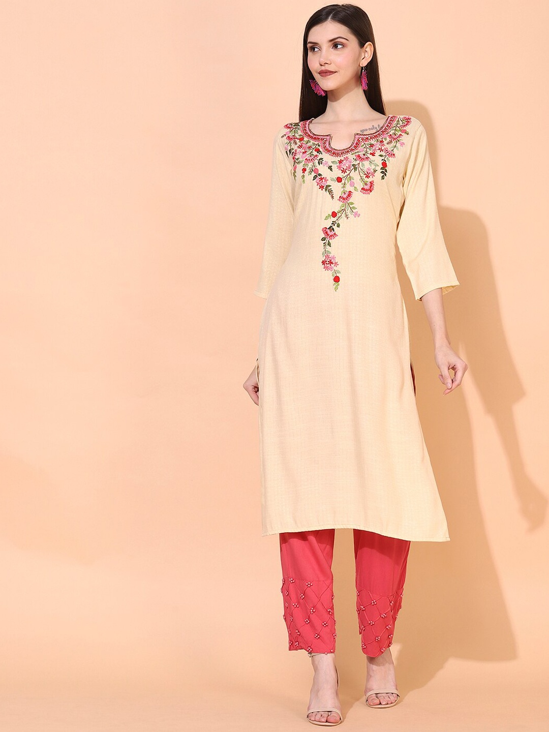 

FASHOR Women Yellow Solid Yoke Design Thread Work Straight Fit Kurta