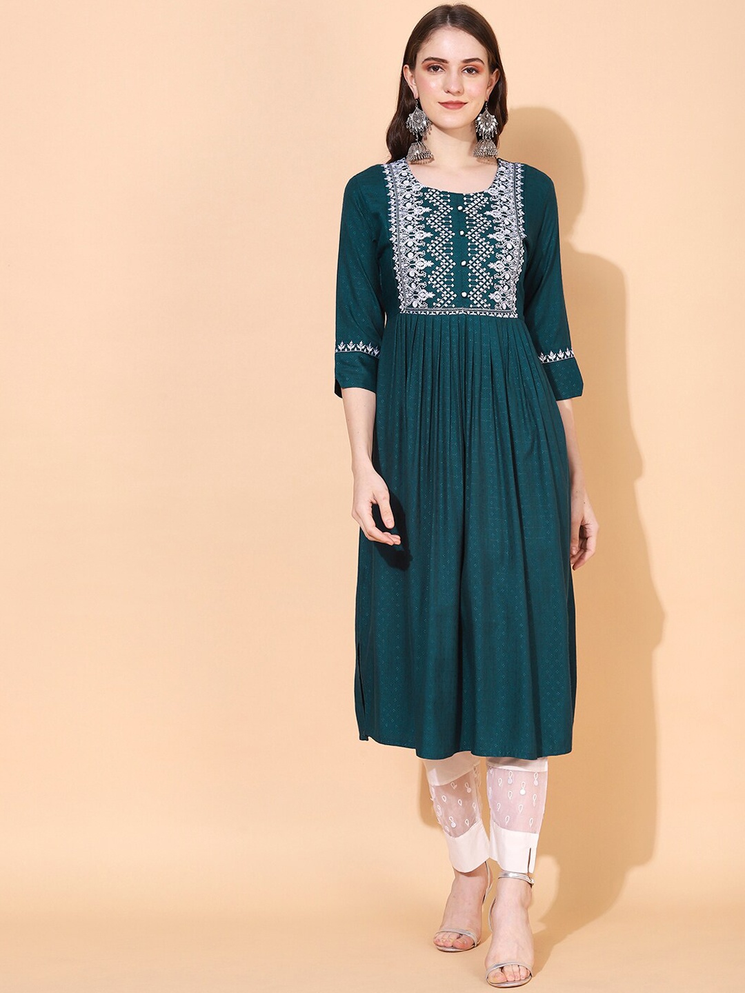 

FASHOR Women Teal Geometric Yoke Design Thread Work Kurta