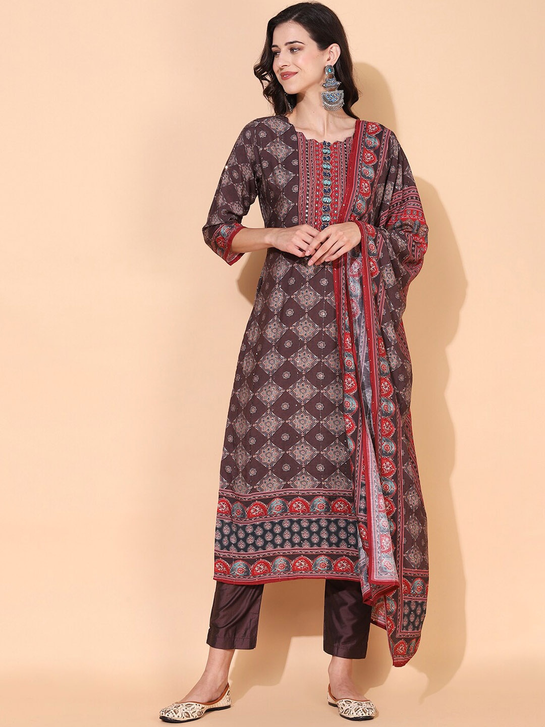 

FASHOR Women Brown Floral Printed Thread Work Kurta with Trousers & With Dupatta