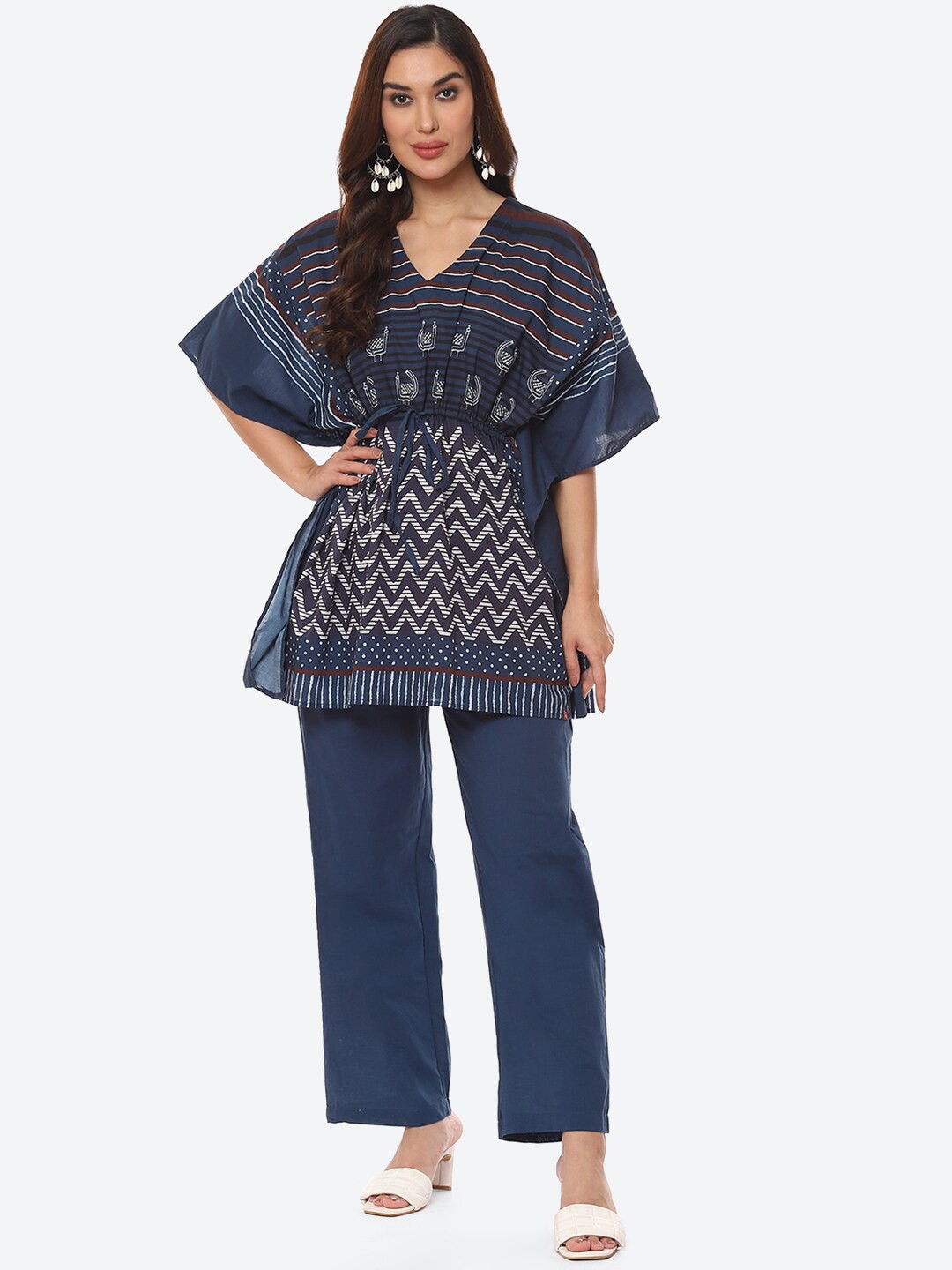 

Biba Women Navy Blue & Beige Printed Cotton Blend Night suit