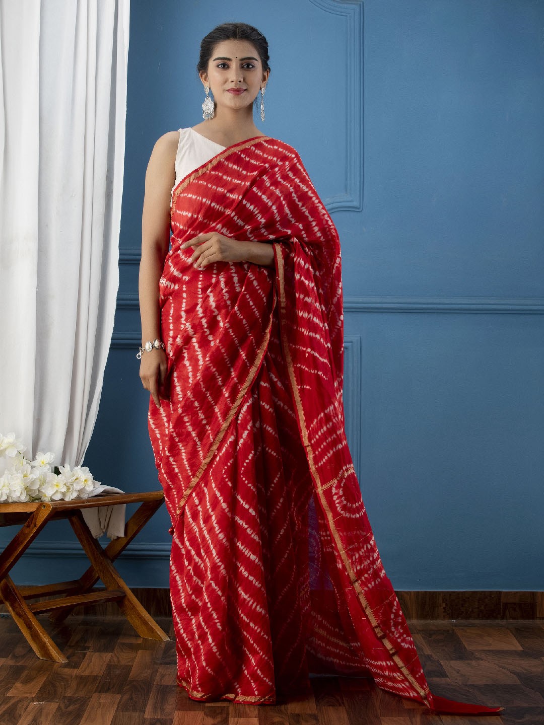 

ArtiZenWeaves Leheriya Zari Pure Silk Saree, Red