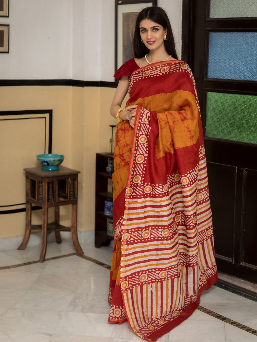

ArtiZenWeaves Pure Silk Saree, Red