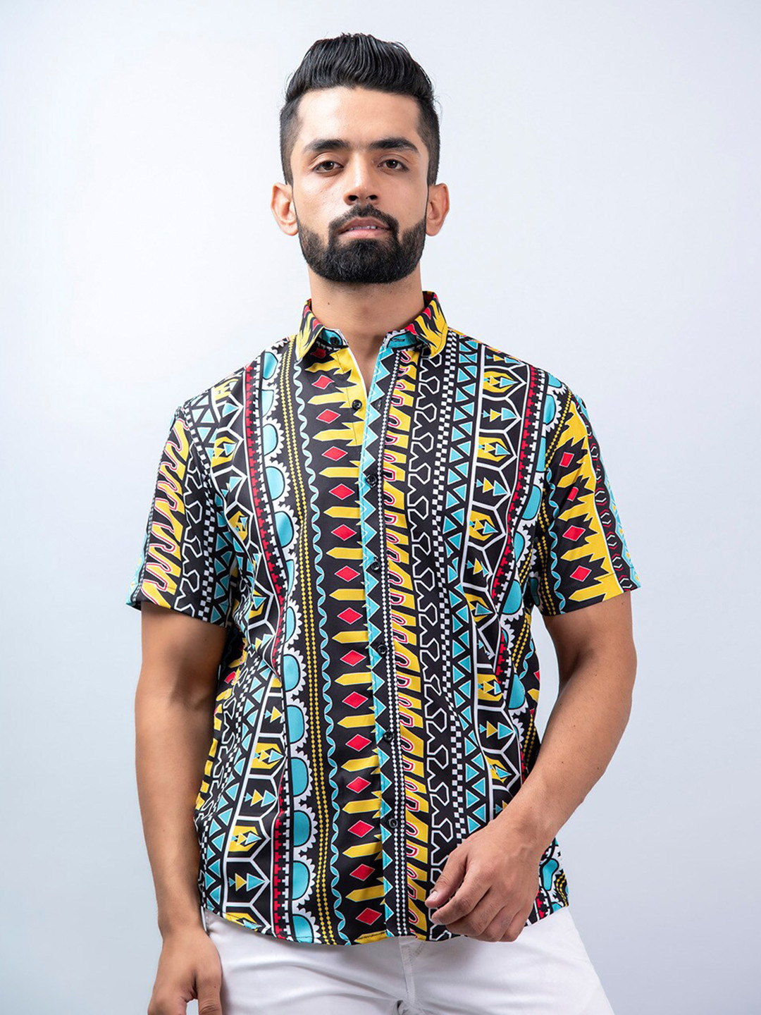 

Tistabene Men Black Printed Casual Shirt