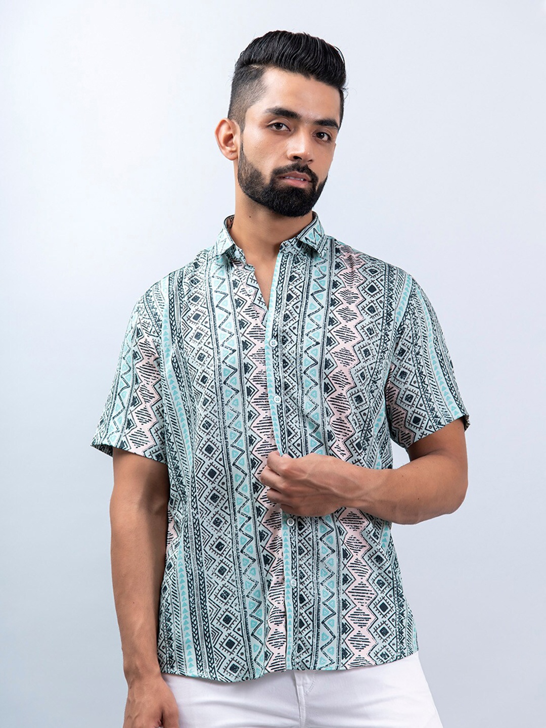 

Tistabene Men Sea Green Printed Casual Shirt