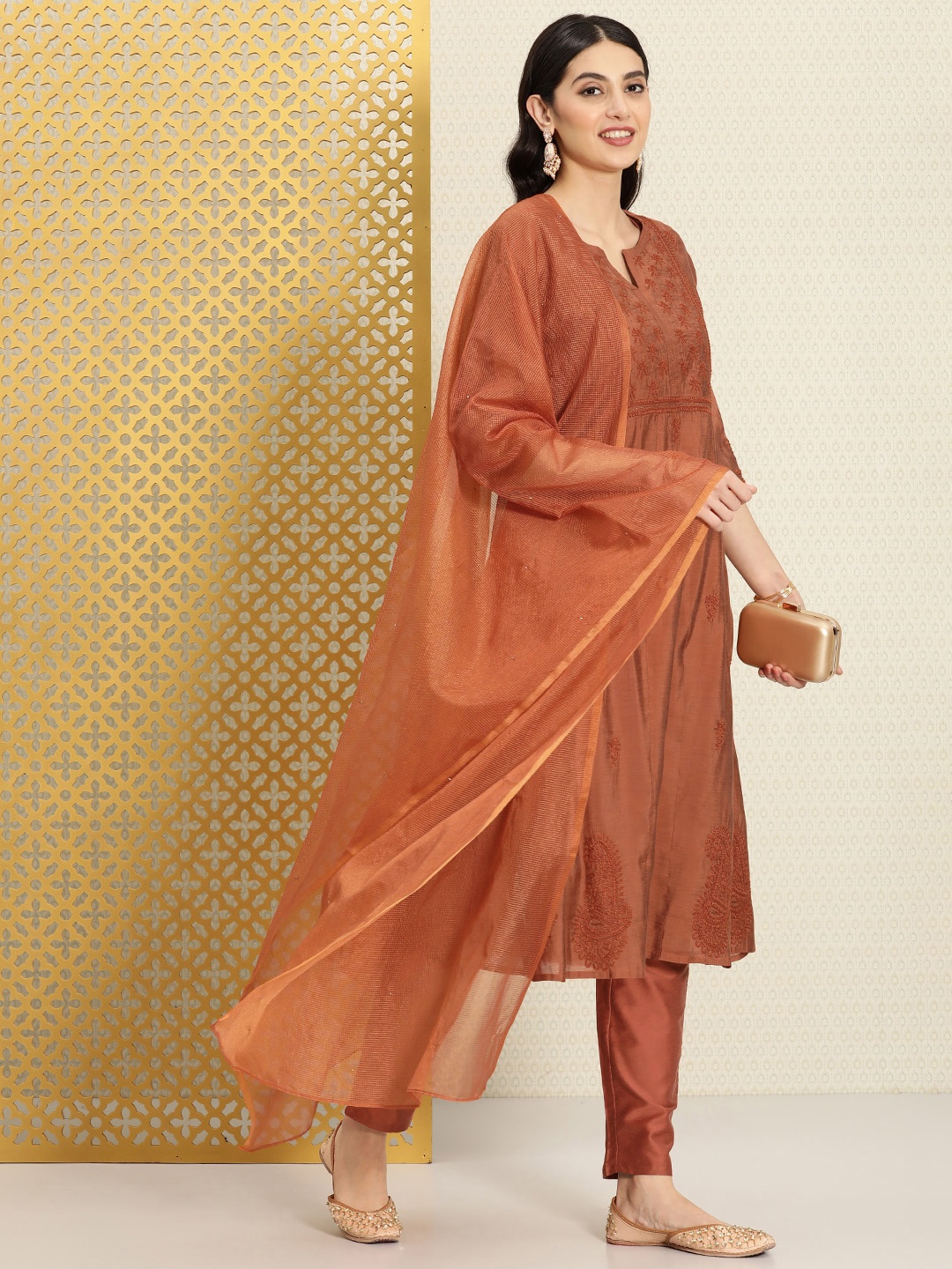 

House of Pataudi Jashn Floral Chikankari Kurta & Trousers With Dupatta, Rust