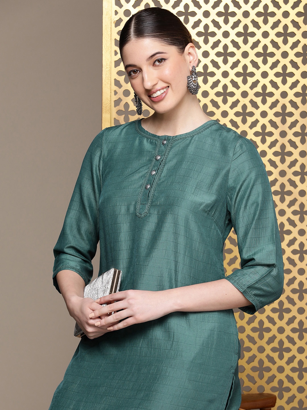 

House of Pataudi Women Checked Regular Jashn Kurta with Trousers, Teal