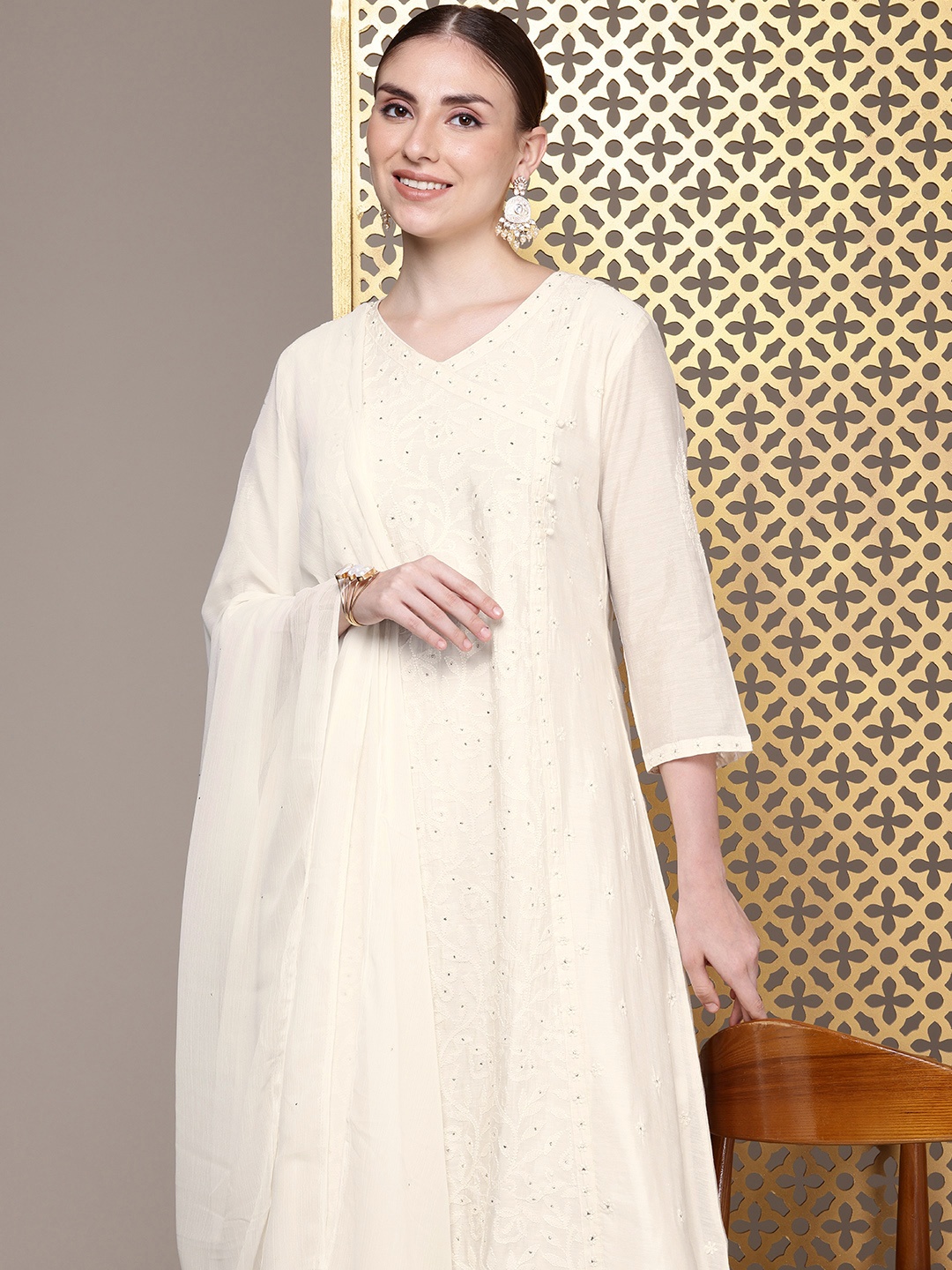 

House of Pataudi Chikankari Embroidered Thread Work Jashn Kurta Set, Off white
