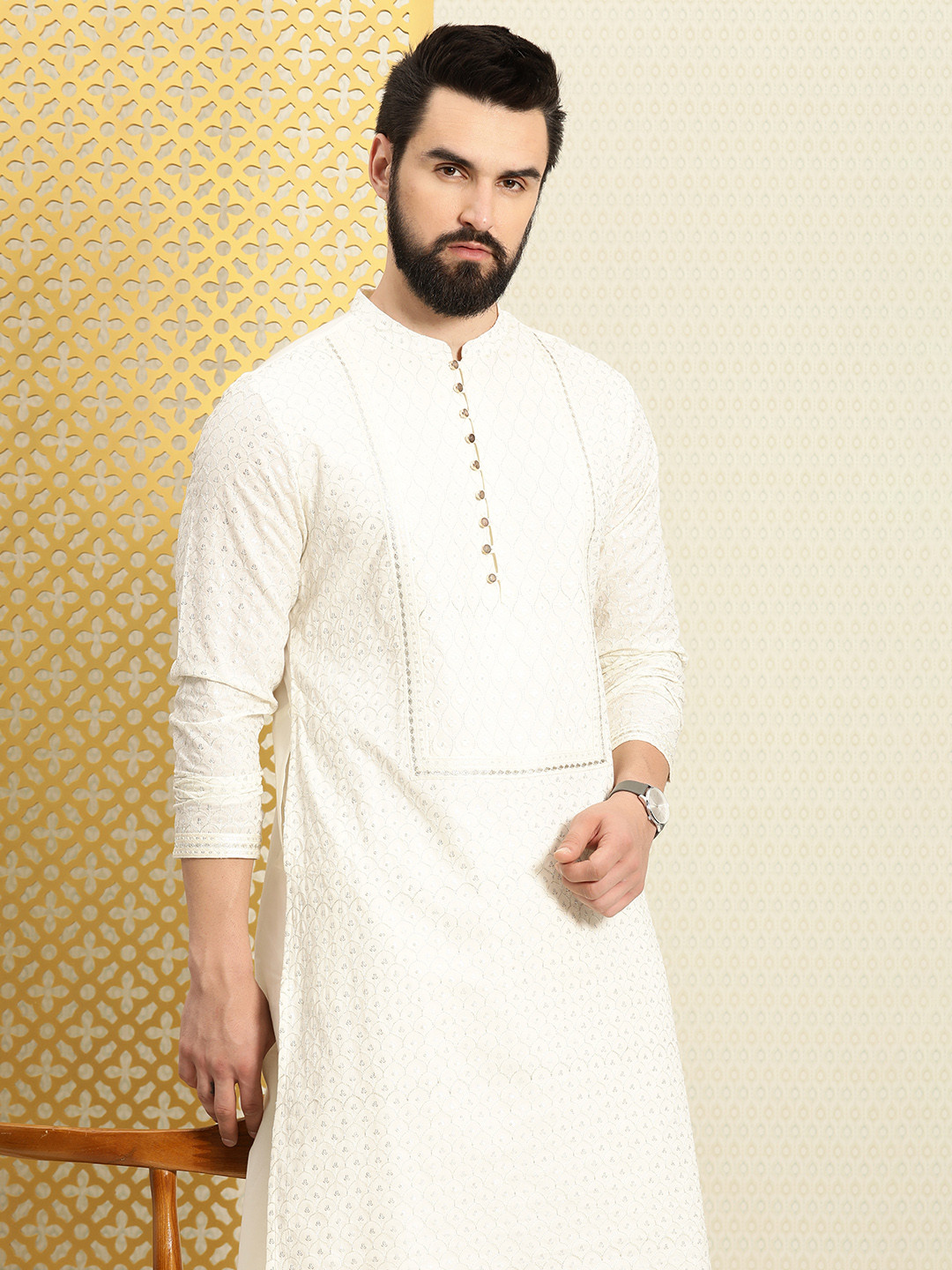 

House of Pataudi Jashn Sequinned Embroidered Straight Kurta, White