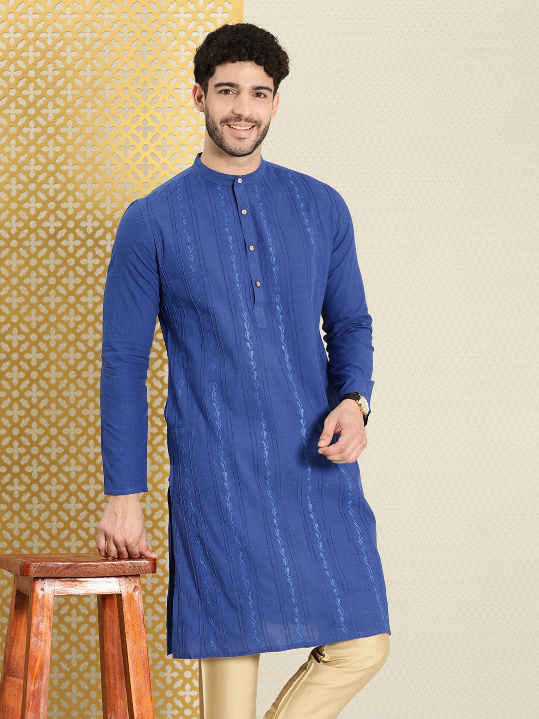 

House of Pataudi Pure Cotton Ethnic Motifs Striped Thread Work Jashn Kurta, Blue