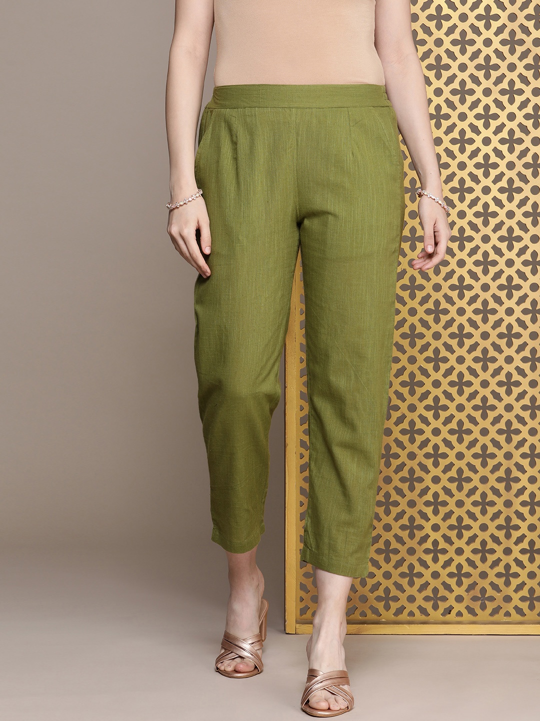 

House of Pataudi Women Solid Mid-Rise Pure Cotton Rozana Regular Trousers, Olive