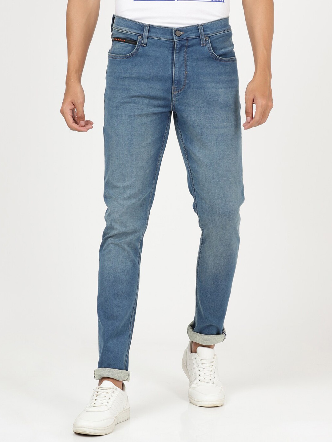 

Lee Men Blue Bruce Heavy Fade Stretchable Cotton Jeans