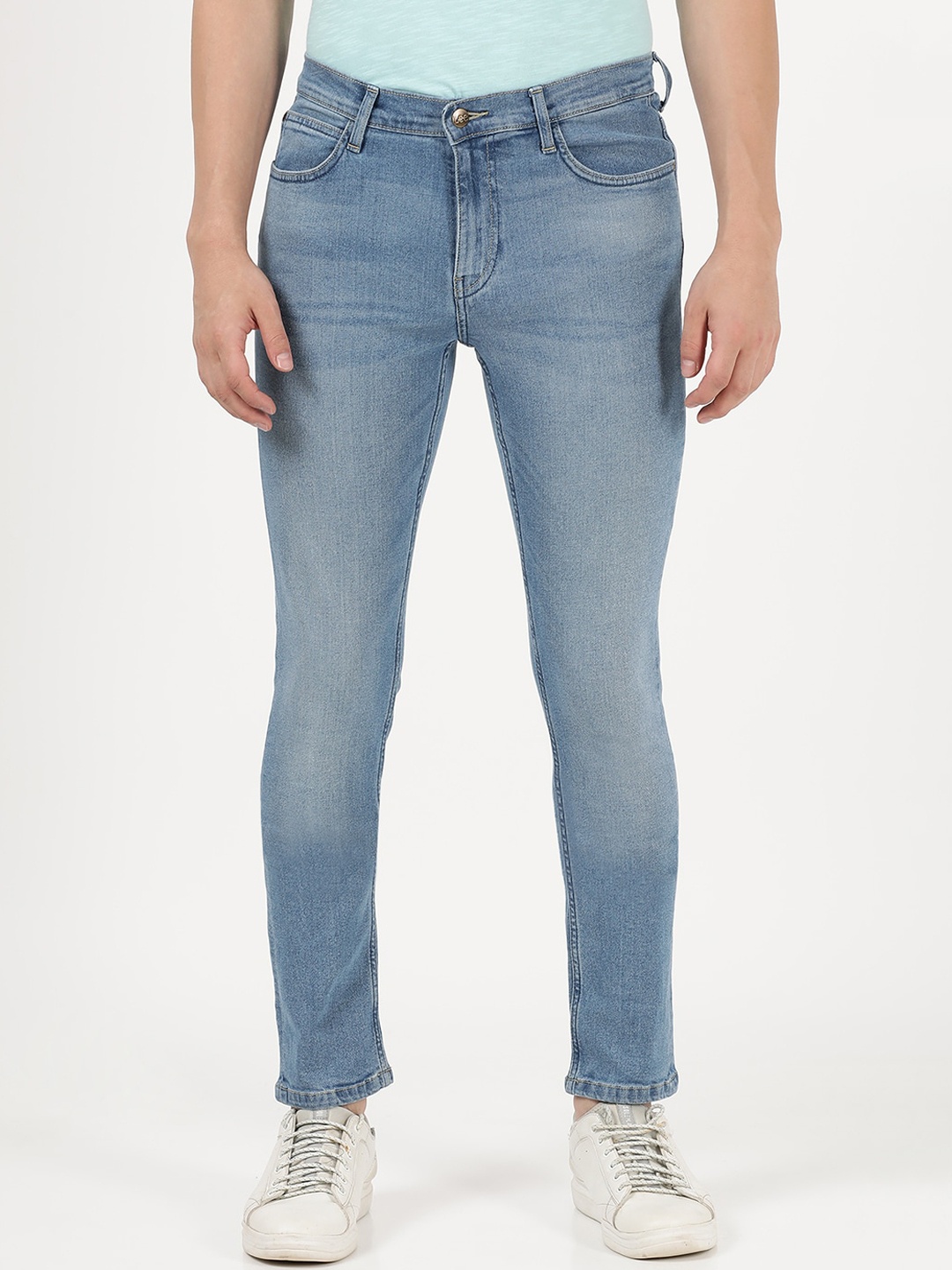 

Lee Men Blue Bruce Slim Fit Heavy Fade Stretchable Cotton Jeans