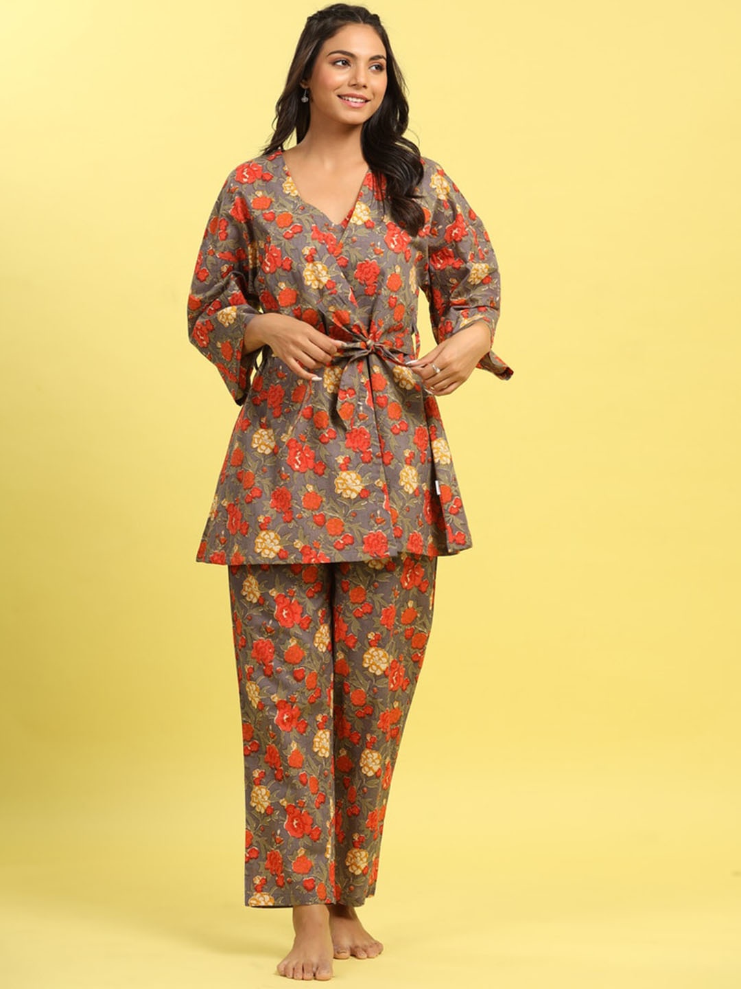 

JISORA Women Grey & Red Printed Pure Organic Cotton Night suit