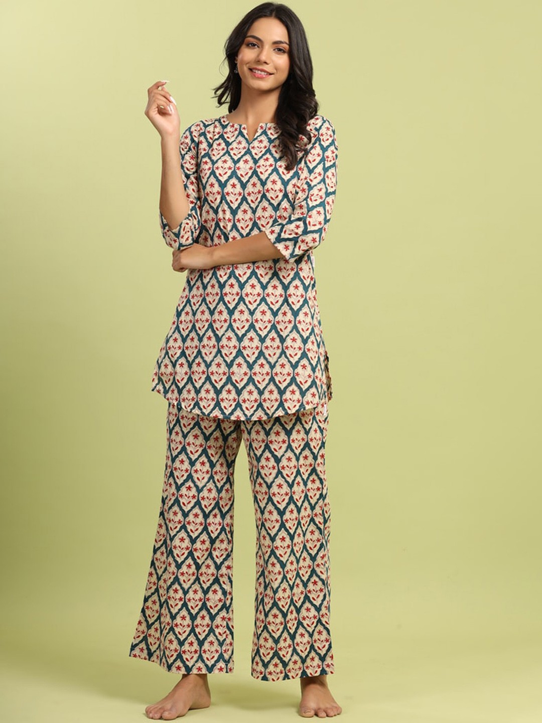 

JISORA Women Blue & Red Printed Pure Organic Cotton Night suit