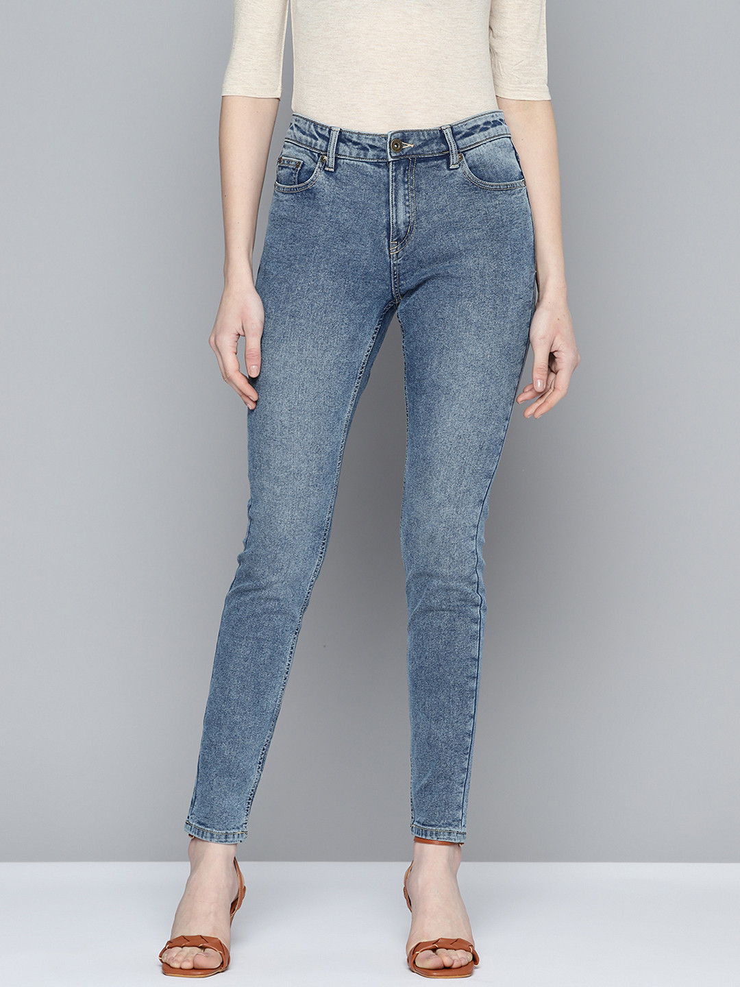 

Chemistry Women Skinny Fit Light Faded Stretchable Jeans, Blue