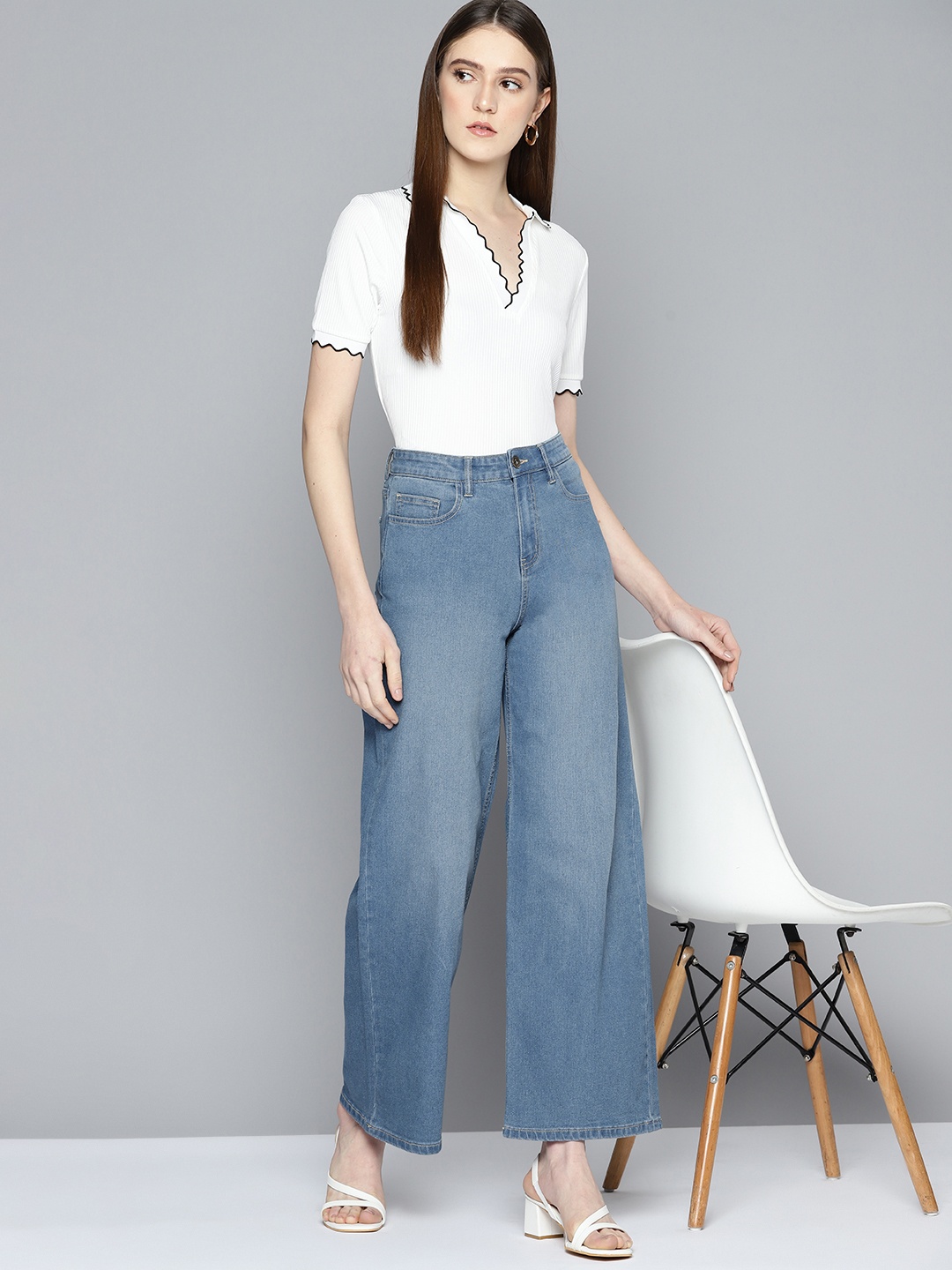 

Chemistry Women Flared High-Rise Light Fade Jeans, Blue