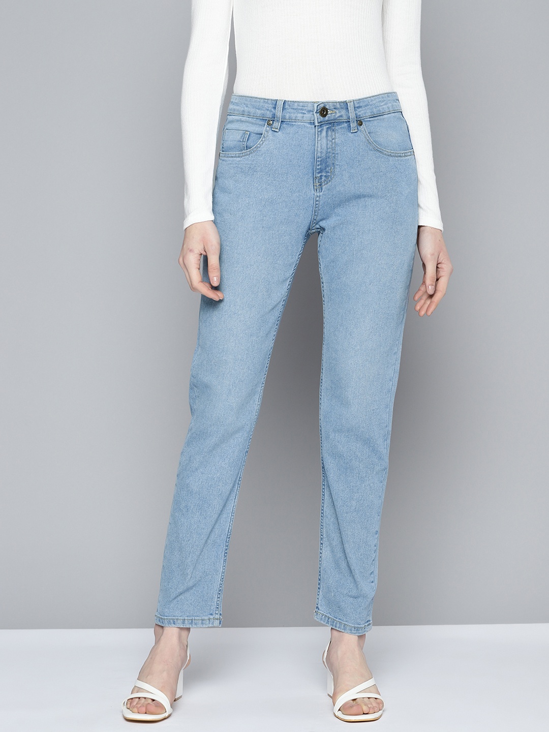 

Chemistry Women Slim Fit Light Fade Stretchable Jeans, Blue