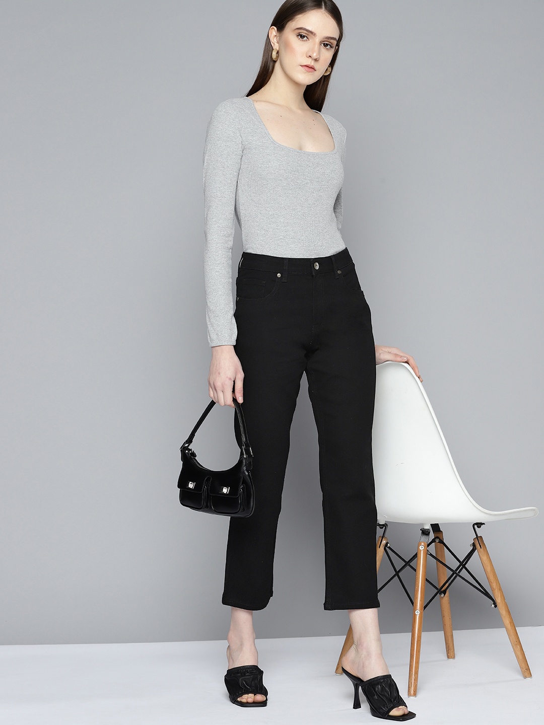 

Chemistry Women Black Straight Fit Stretchable Jeans