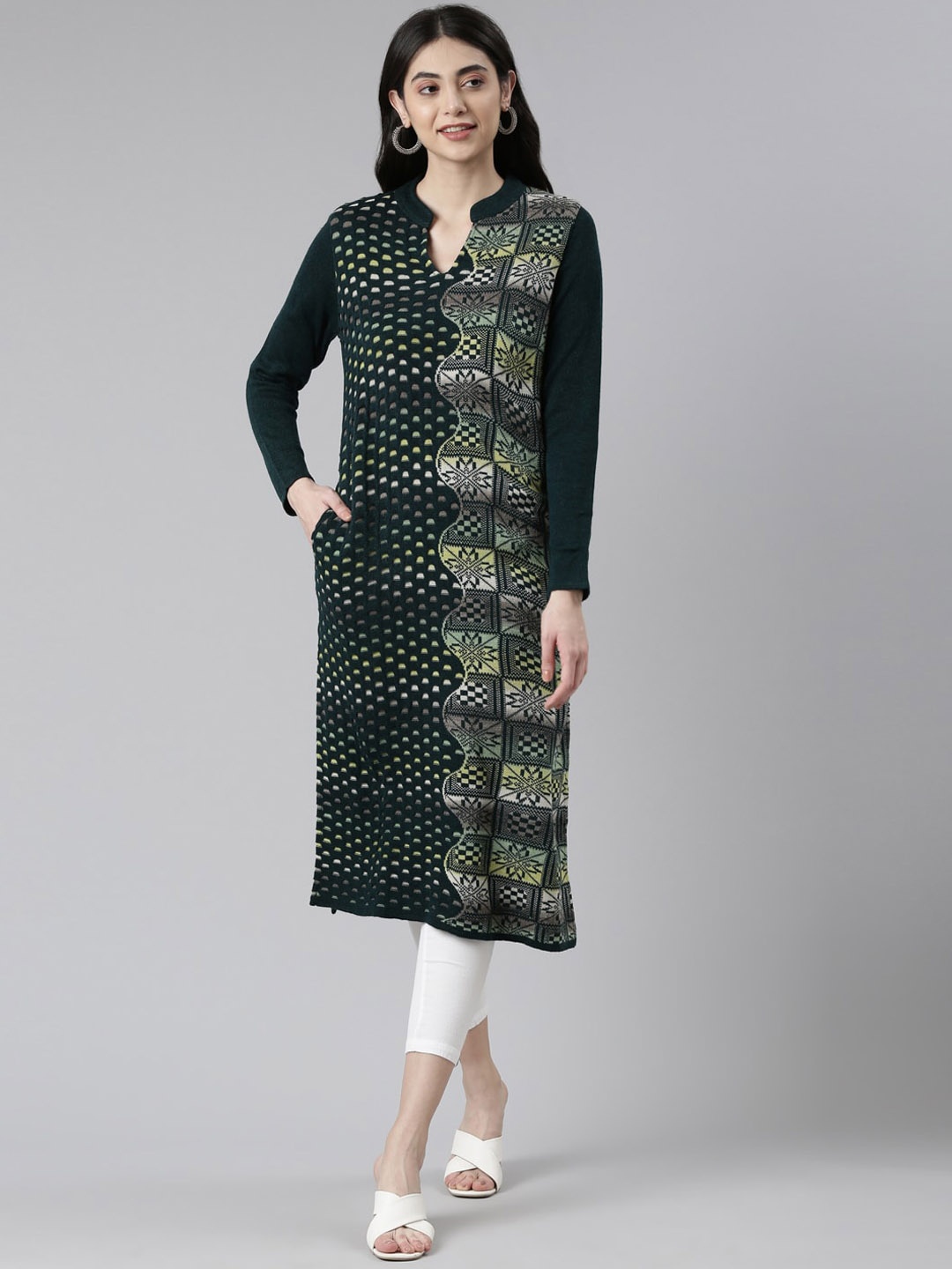 

Neerus Women Black Floral Printed Kurta