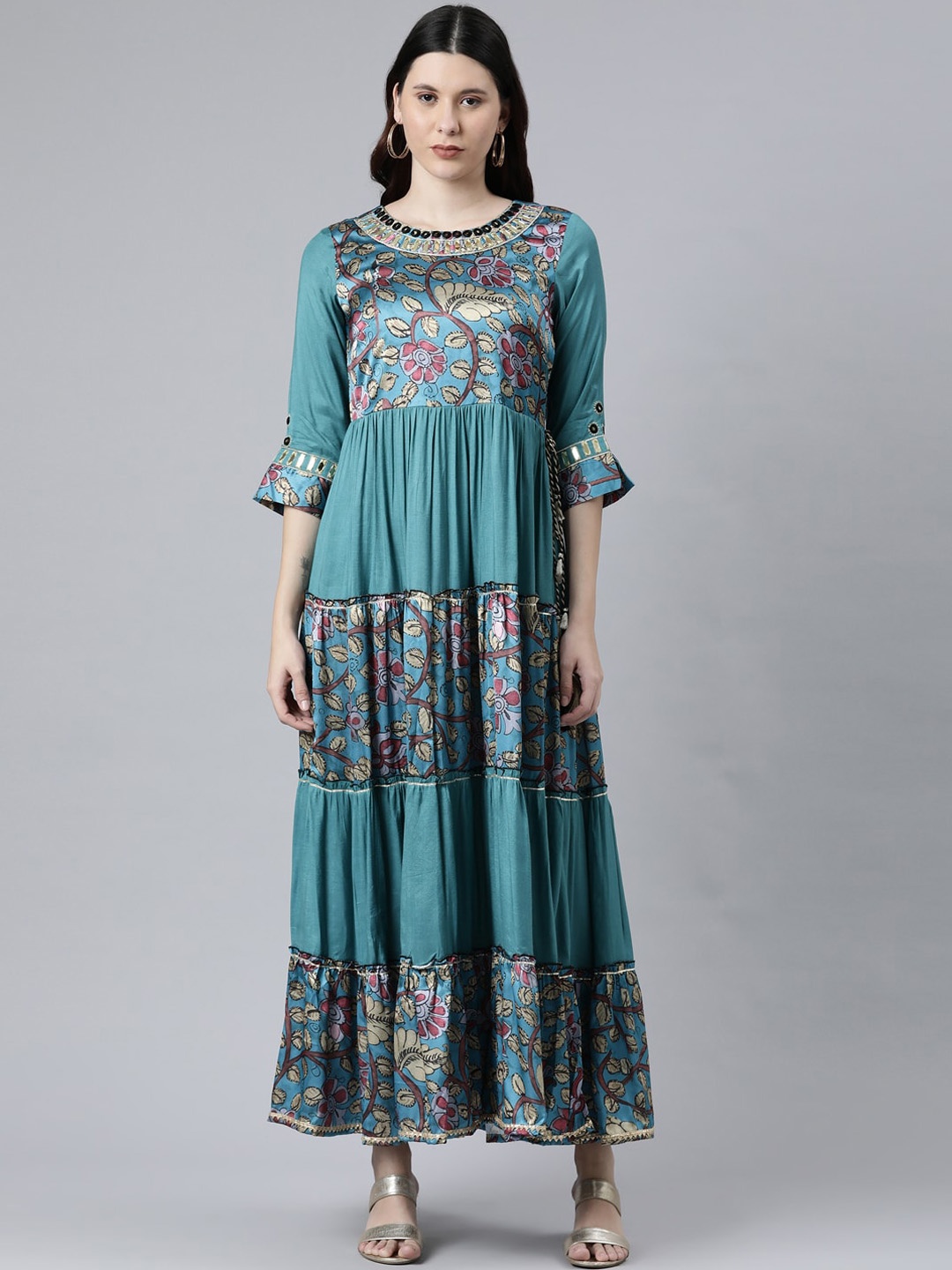 

Neerus Women Blue Floral Printed Bell Sleeves Anarkali Kurta