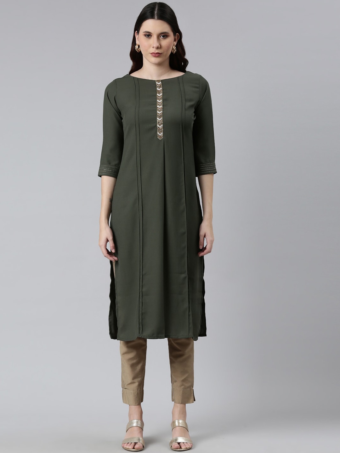 

Neerus Women Olive Cotton Silk Green Kurta