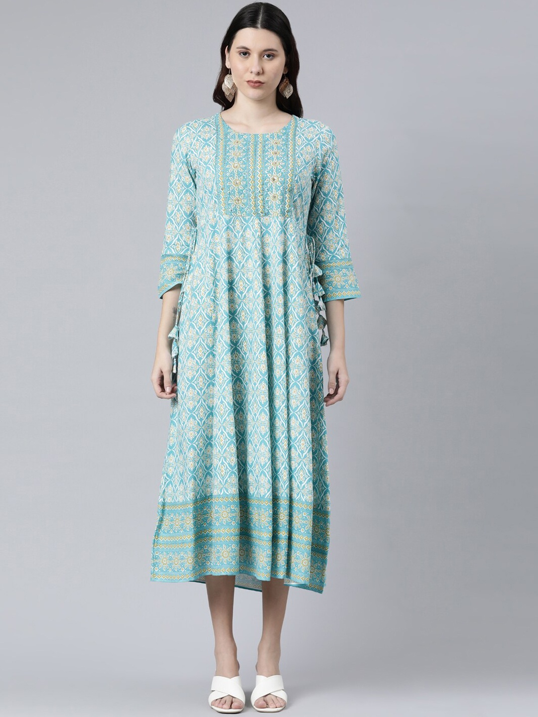 

Neerus Women Sea Green Geometric Printed Anarkali Kurta