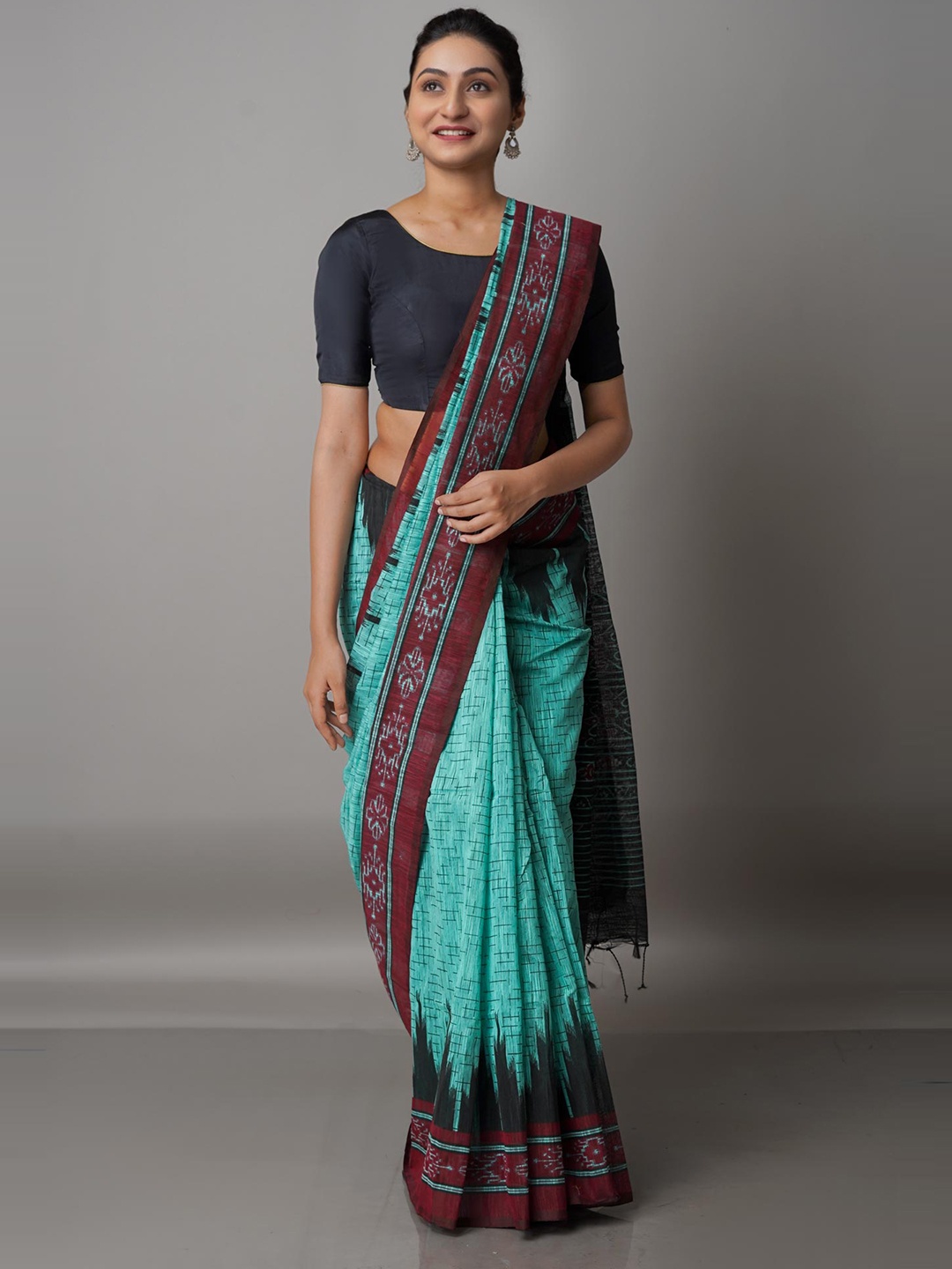 

Unnati Silks Turquoise Blue & Maroon Silk Cotton Jamdani Saree
