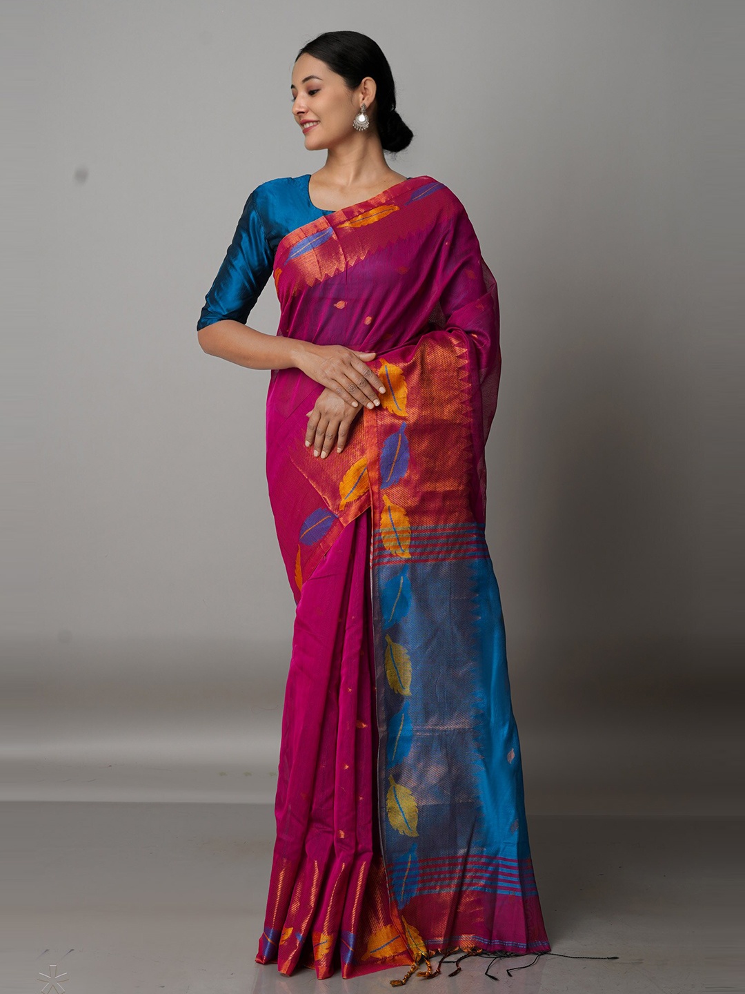 

Unnati Silks Pink & Blue Woven Design Zari Silk Cotton Jamdani Saree