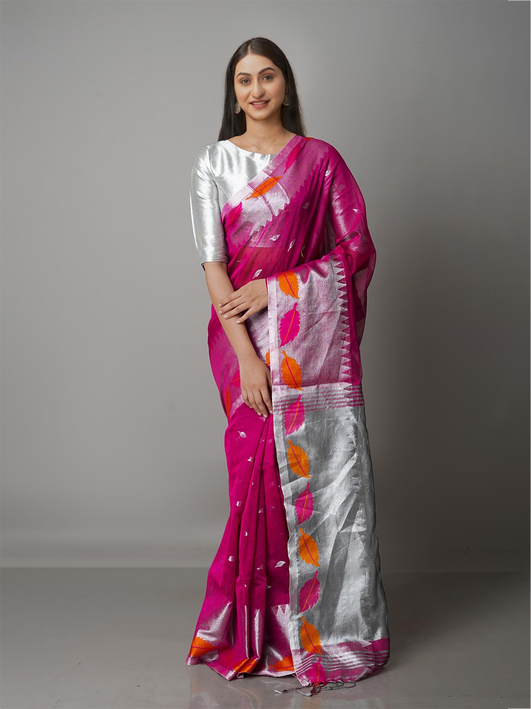 

Unnati Silks Pink & Silver-Toned Woven Design Zari Silk Cotton Jamdani Saree