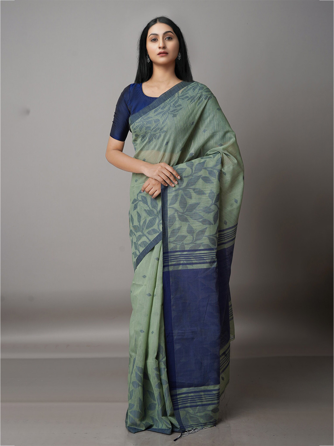

Unnati Silks Beige & Blue Woven Design Zari Silk Cotton Jamdani Saree