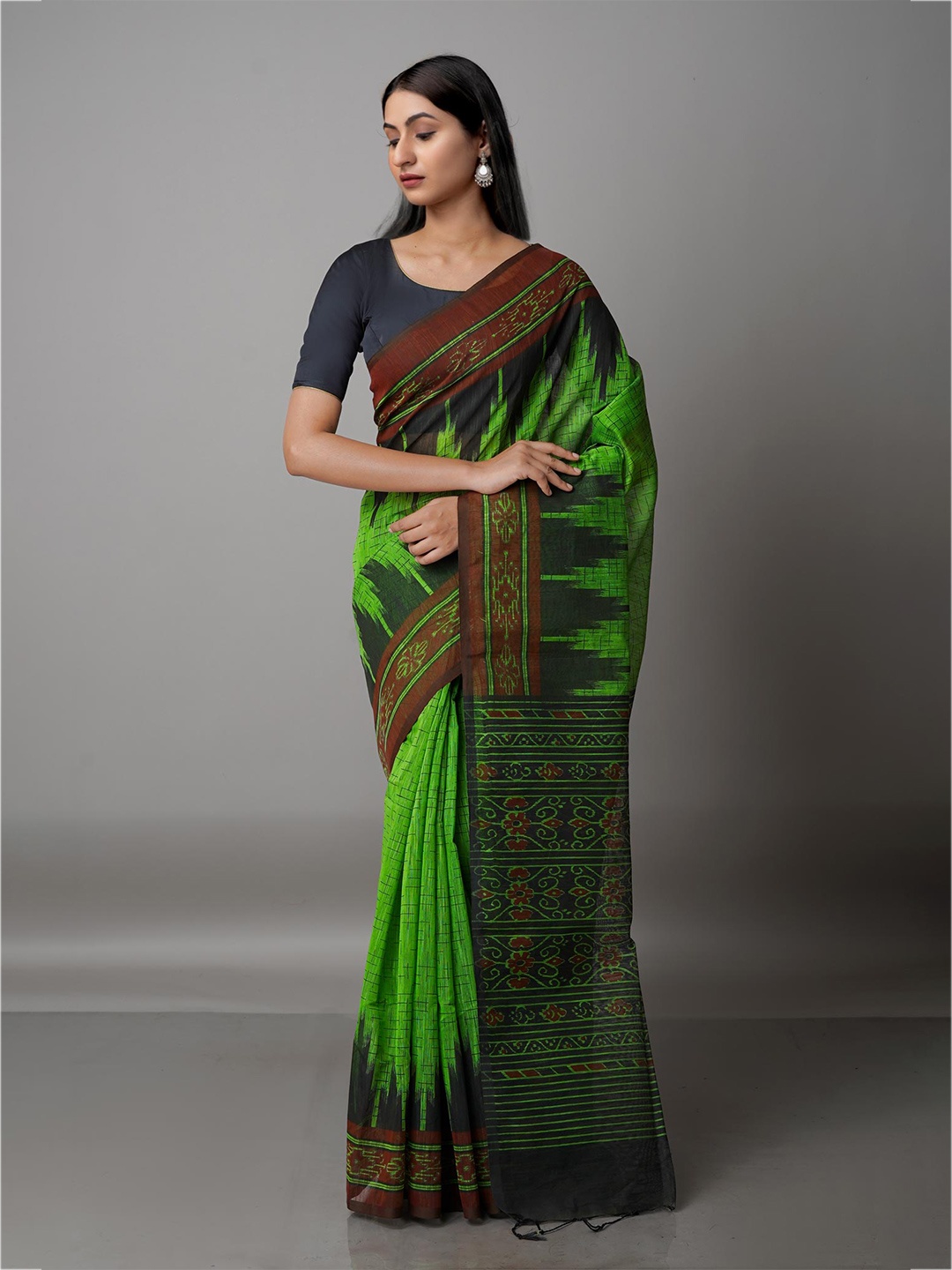 

Unnati Silks Green & Black Ethnic Motifs Silk Cotton Jamdani Saree