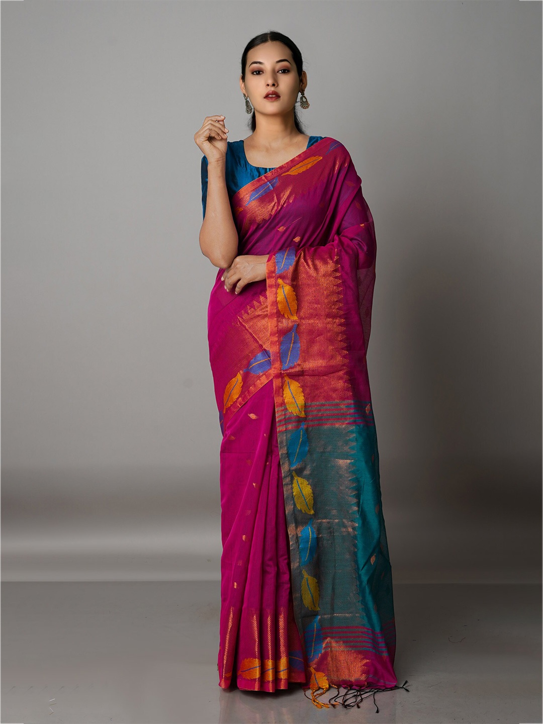 

Unnati Silks Pink & Blue Ethnic Motifs Zari Silk Cotton Jamdani Saree