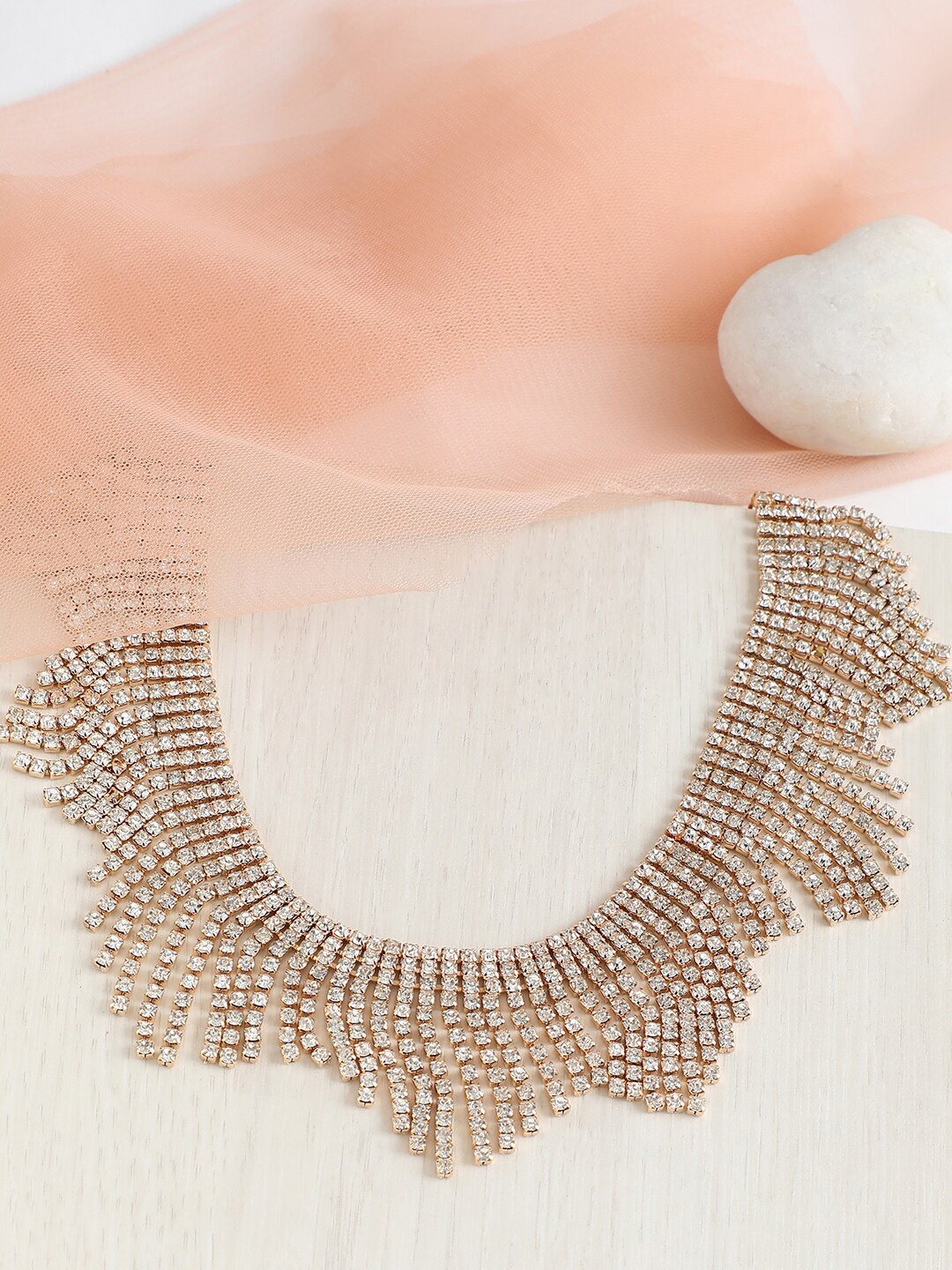 

SOHI White Gold-Plated Necklace