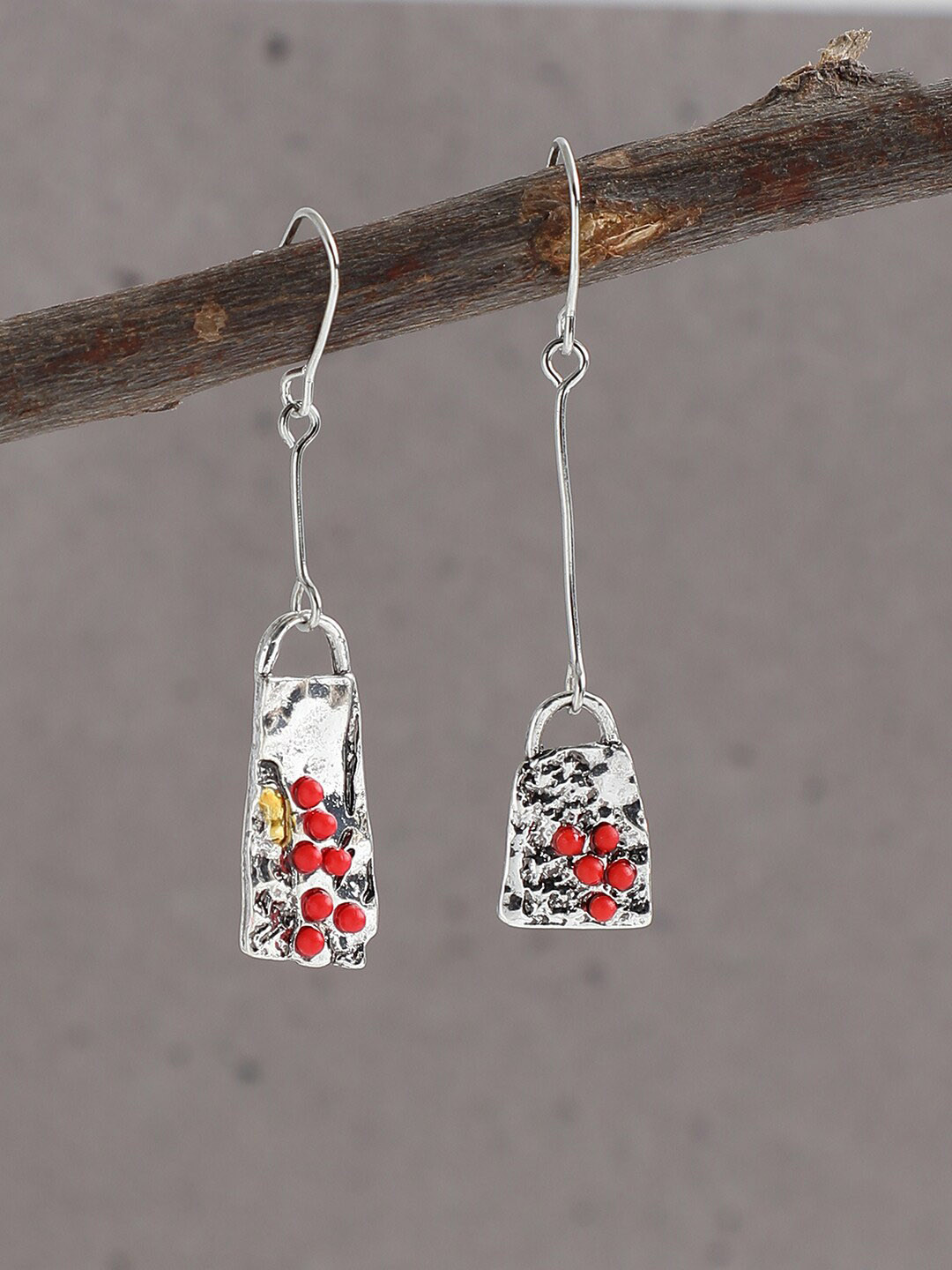 

SOHI Red Contemporary Silver Plated Drop Earrings