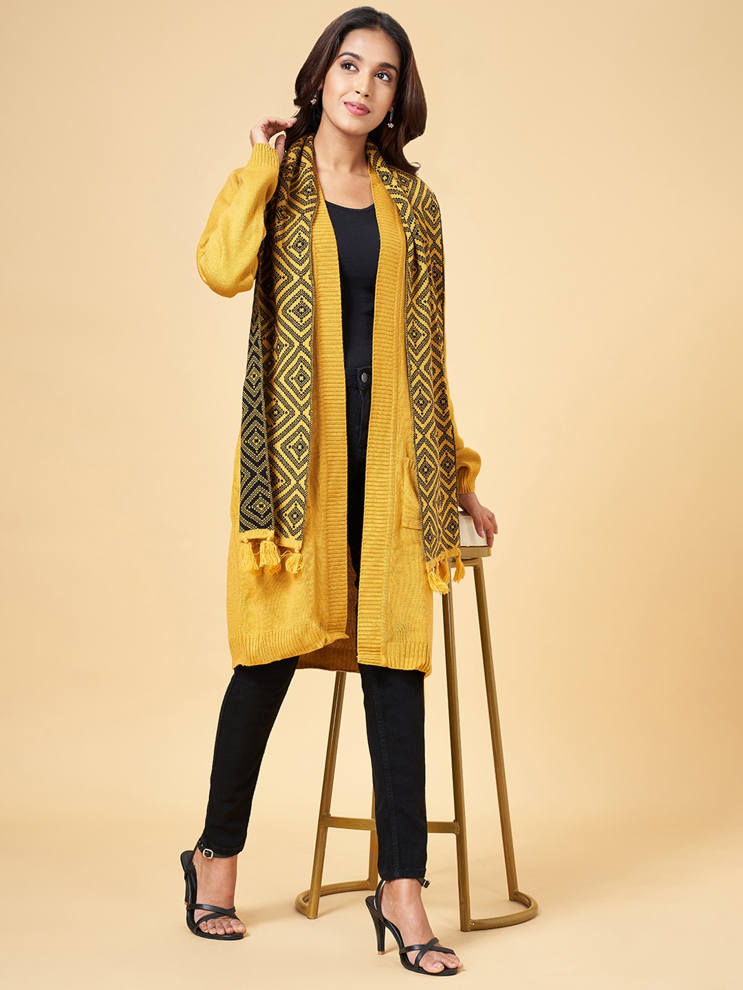 

RANGMANCH BY PANTALOONS Women Mustard & Black Longline Shrug With Stole