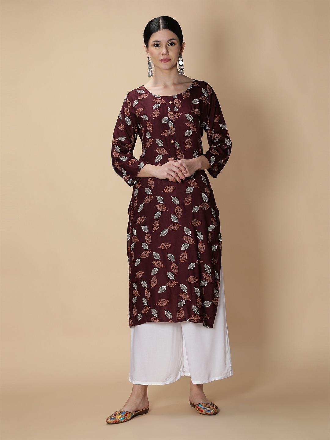 

Fabclub Women Brown Floral Printed Straight Fit Kurta