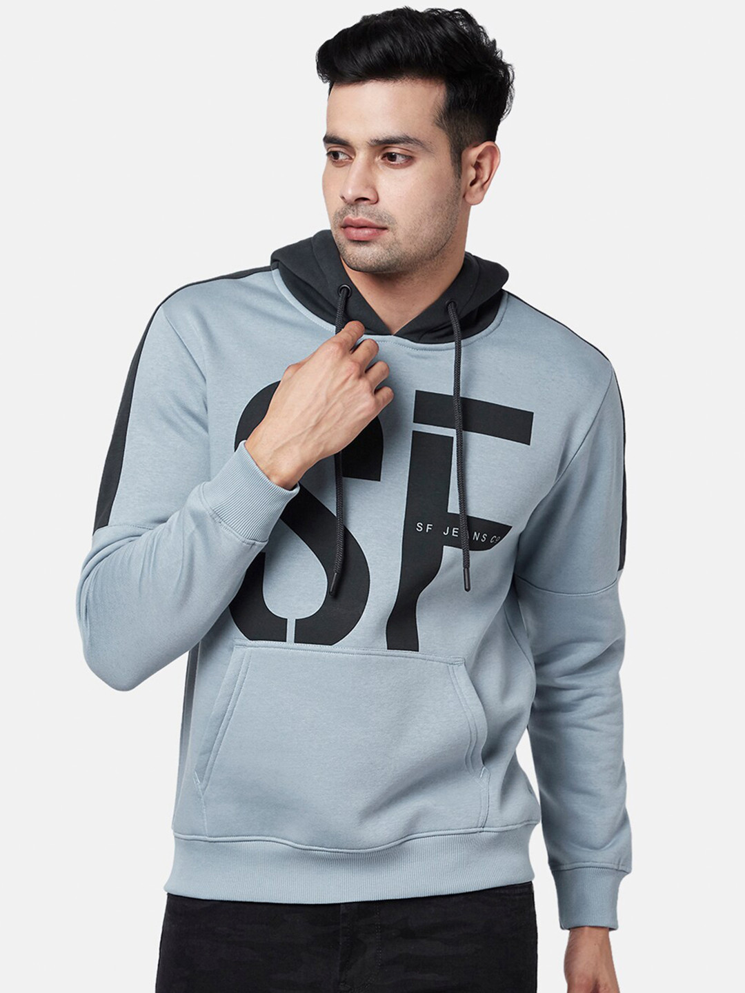 

SF JEANS by Pantaloons Men Blue Typography Printed Hooded Sweatshirt