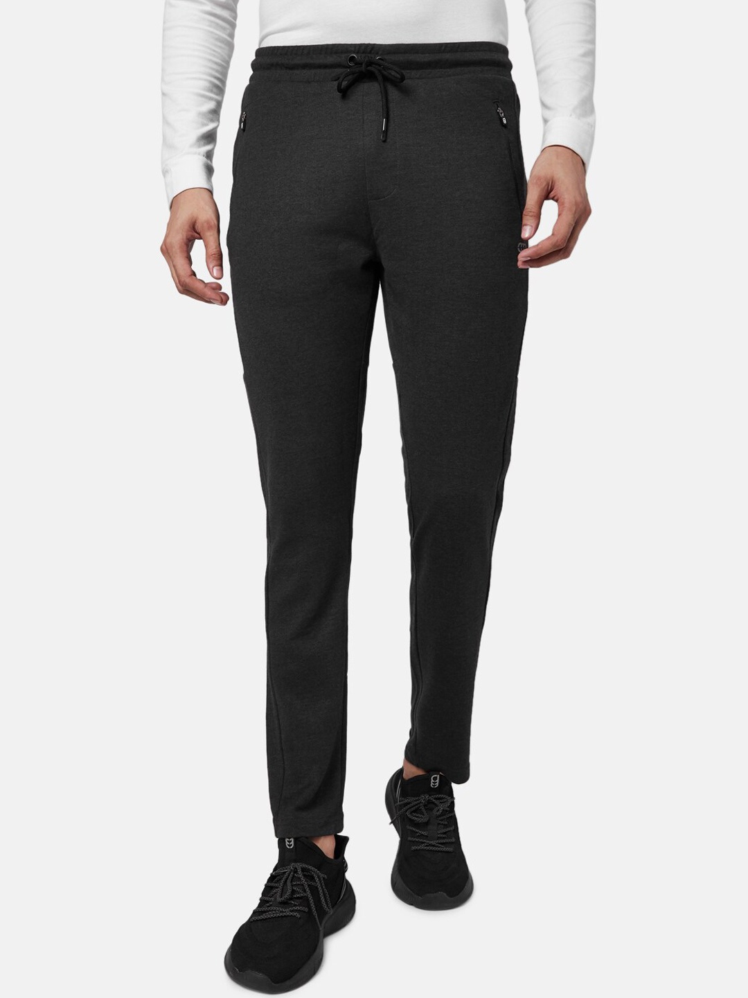 

Ajile by Pantaloons Men Charcoal Solid Slim Fit Track Pant
