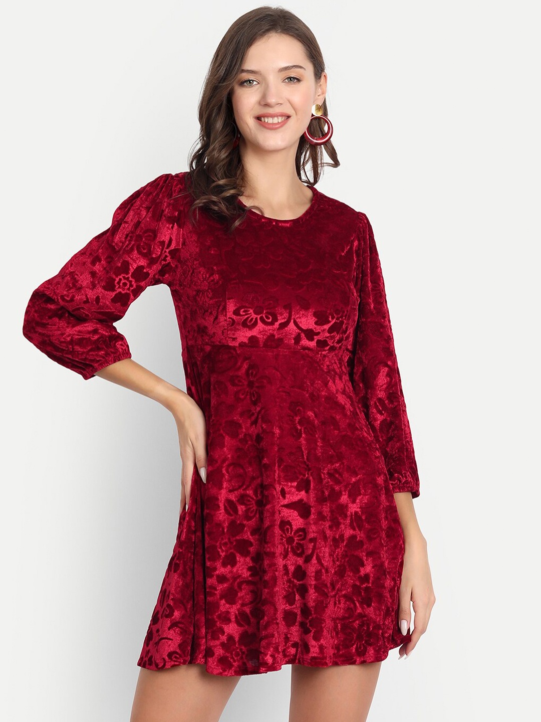 

D 'VESH Red Floral Velvet Mini Dress