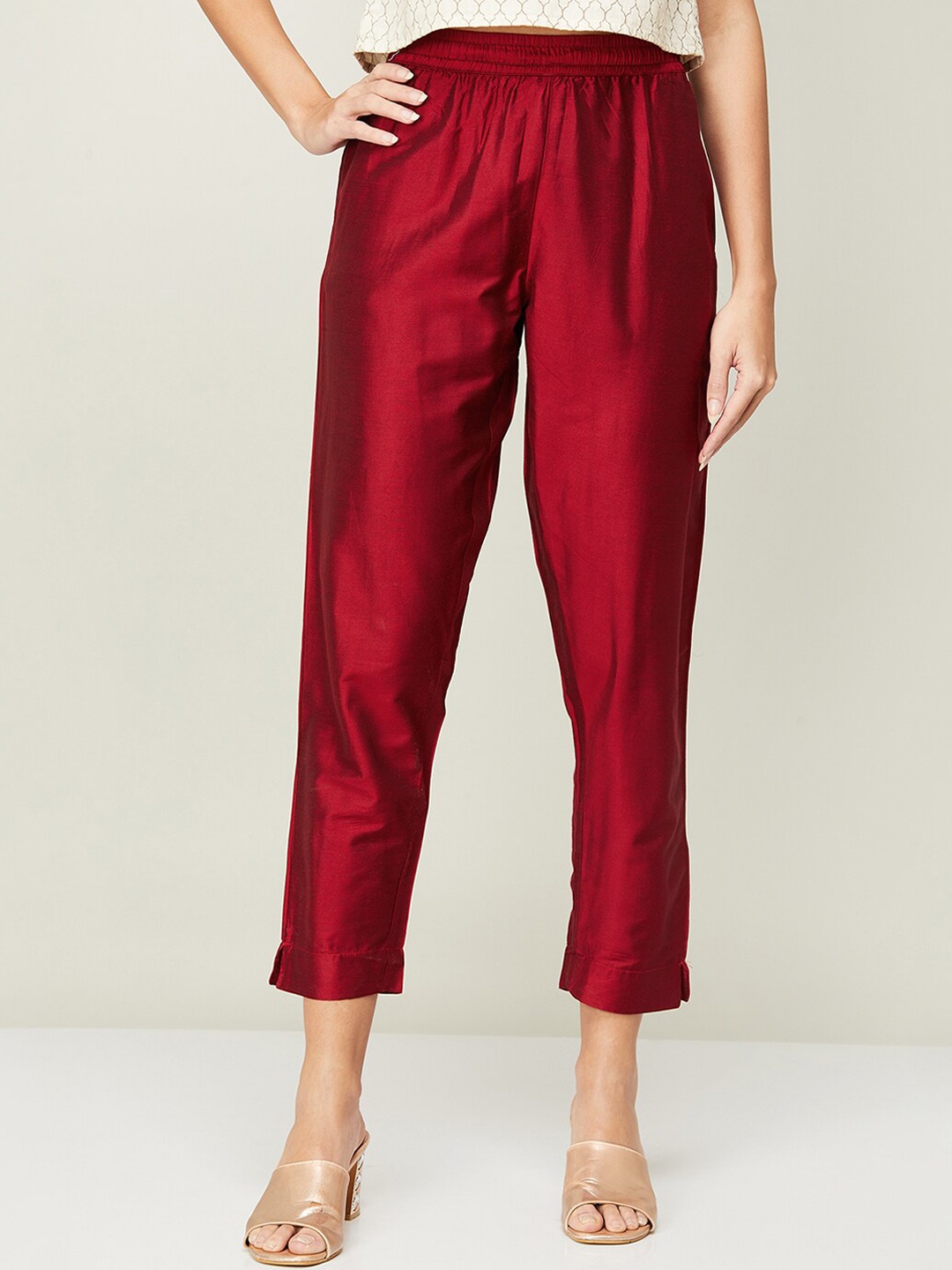 

Melange by Lifestyle Women Red Cropped Trouser