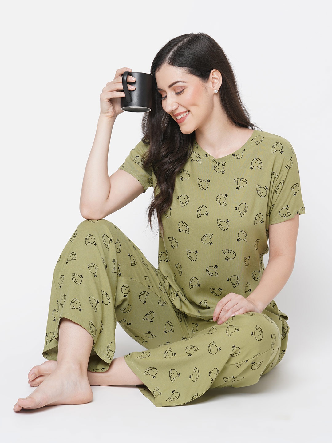 

Sweet Dreams Women Green & Black Printed Night suit