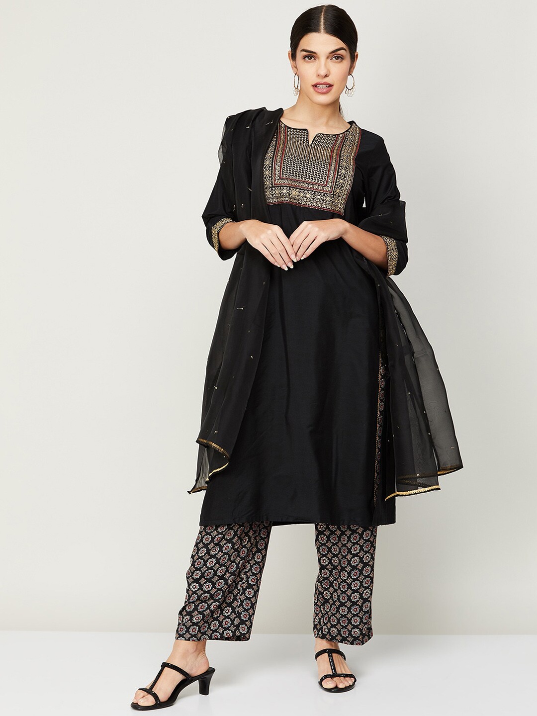 

Melange by Lifestyle Women Black Embroidered Kurta with Trouser & Dupatta