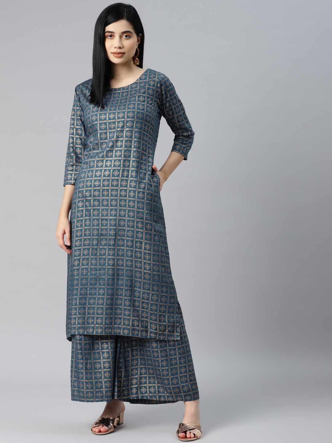 

MBE Women Blue & Golden Ethnic Motifs Printed Kurta with Palazzos