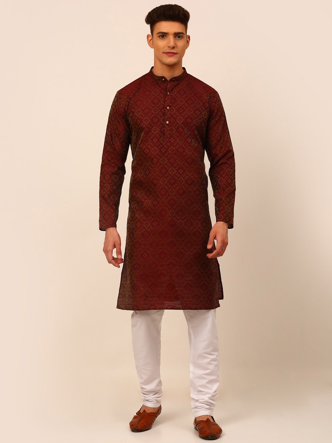 

Jompers Men Maroon Kurta with Churidar