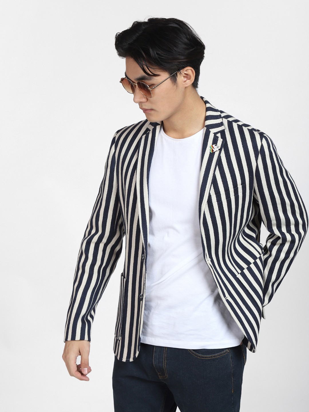 

Jack & Jones Men White & Black Striped Slim-Fit Single-Breasted Casual Blazer
